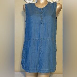 North Style womens shirt Medium 8 10 top blue jean denim sleeveless tunic button